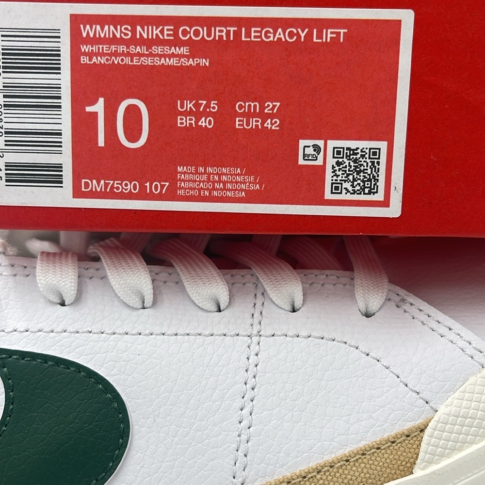 Nike WMNS Court Legacy Lift
Platforms
White/Sail/Sesame/Fir
Style DM7590-107 - Picture 16 of 16